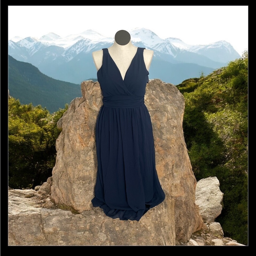 ModCloth Elegant Navy Blue Women's V Neck Dress New Size 8